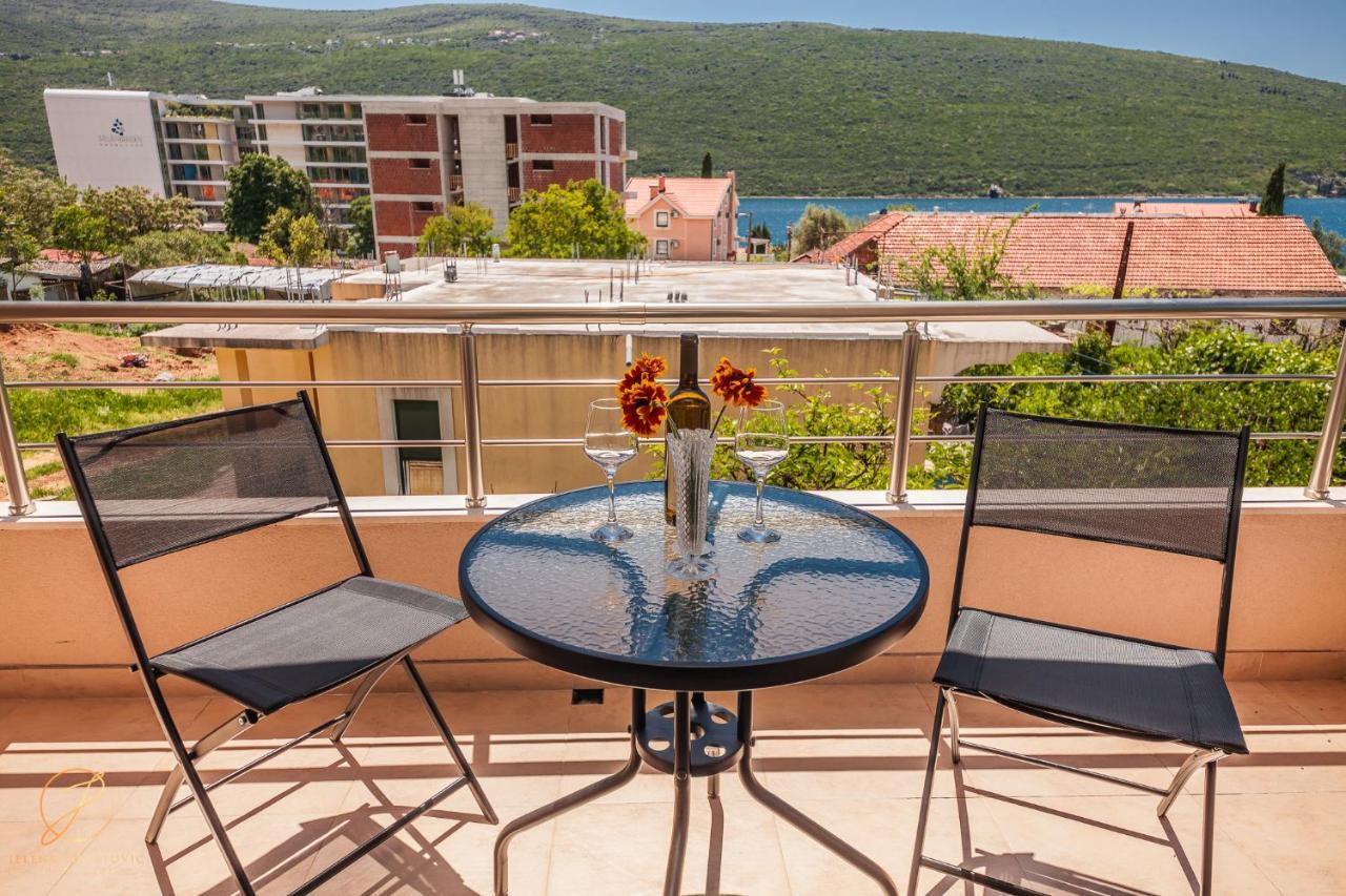 Apartments Ruzmarin Herceg Novi Buitenkant foto